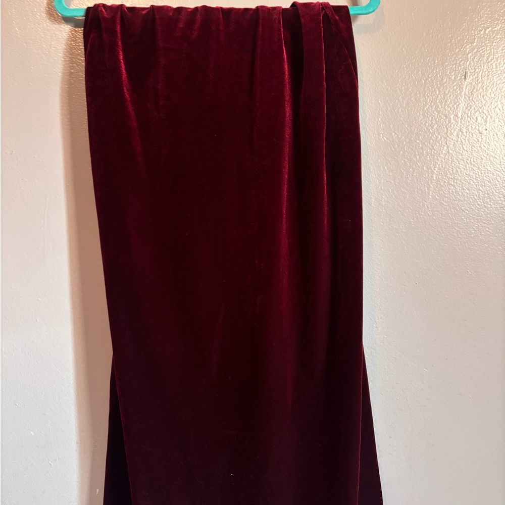 90’s grunge / whimsical Burgundy suede skirt